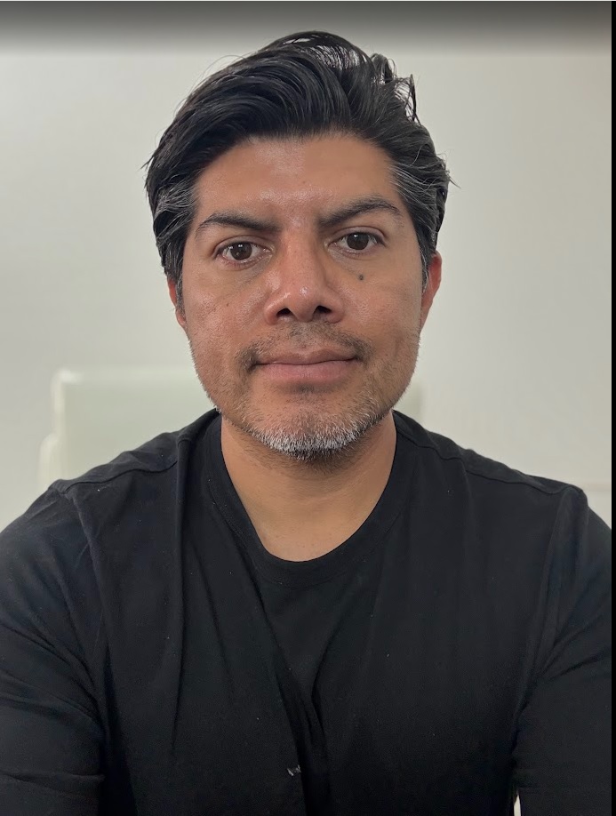 Dr. IBIS LOPEZ MONTIEL