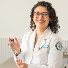 Dr. Carolina Ríos Herrera