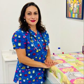 Dr. María Elena Jiménez Pérez