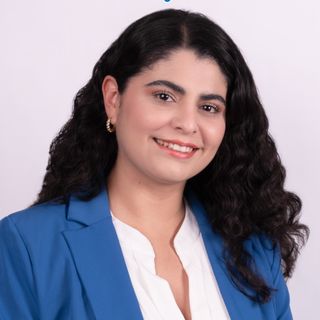 Dr. Monica Moya