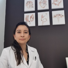 Dr. Claudia Guerrero