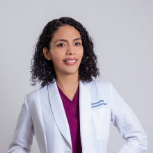 Dr. Cindy Guevara Hernández